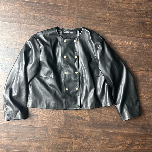 ZARA FAUX LEATHER BLAZER size medium  3046/042 #B33 - Picture 2 of 7